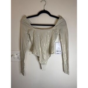 Lululemon Wundermost Nulu Square Neck Shine Bodysuit Size XS Ivory NWT $98 MSRP